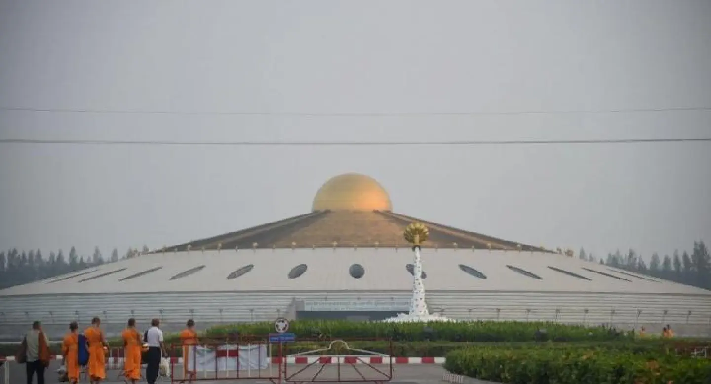 Offensive against Dhammakaya Temple maintained Offensive against Dhammakaya Temple maintained