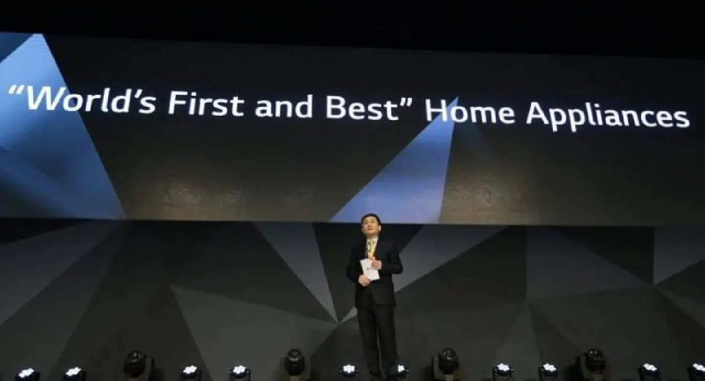 LG expands IoT ecosystem with Hub Robot and smart refrigerator LG expands IoT ecosystem with Hub Robot and smart refrigerator