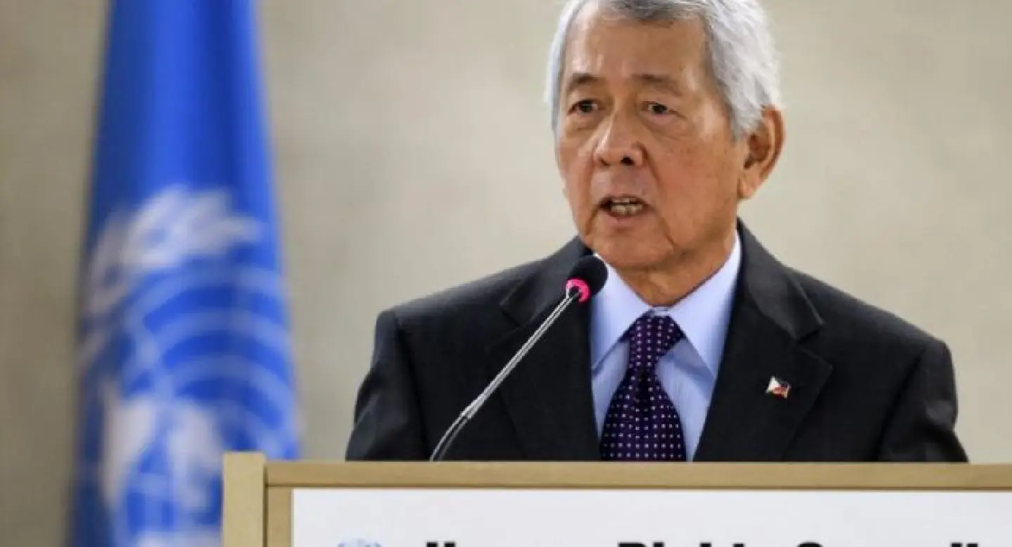 Philippine foreign secretary dumped over US citizenship Philippine foreign secretary dumped over US citizenship