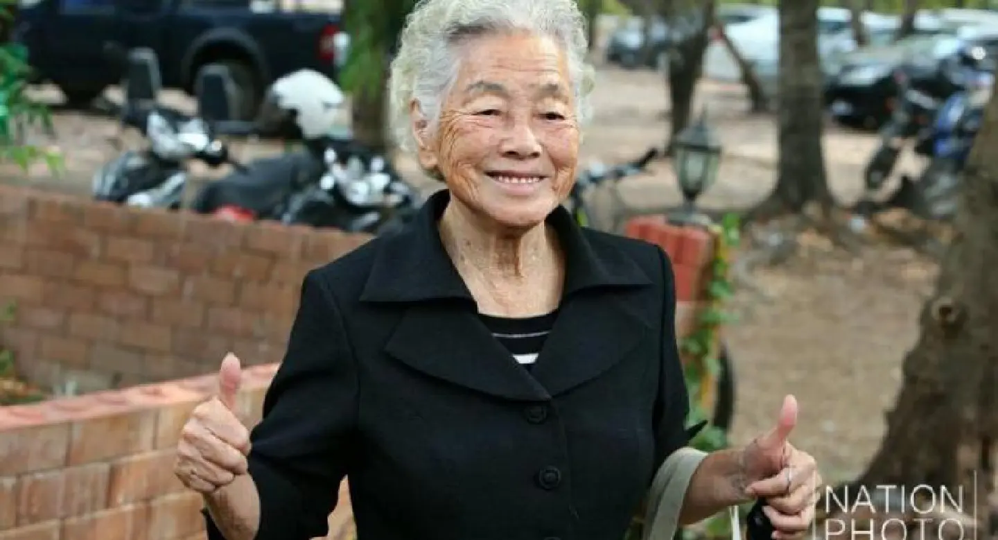 'Auntie Cheng' turns herself in to police 'Auntie Cheng' turns herself in to police