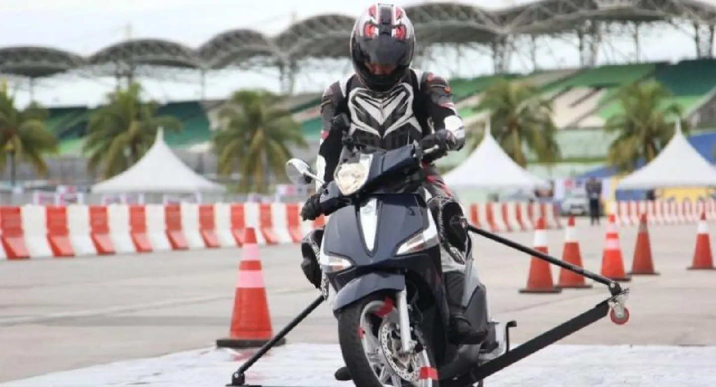 Bosch believes that more can be done to improve road safety in Southeast Asia. Bosch believes that more can be done to improve road safety in Southeast Asia.
