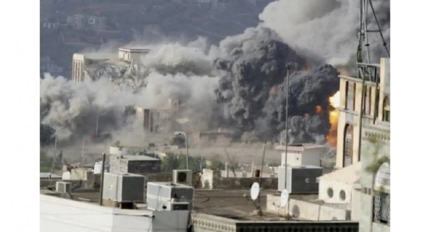 Air strike kills 26 in Yemen: medics, military sources Air strike kills 26 in Yemen: medics, military sources