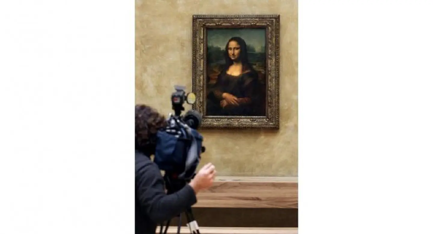 Mona Lisa's smile decoded: science says she's happy Mona Lisa's smile decoded: science says she's happy
