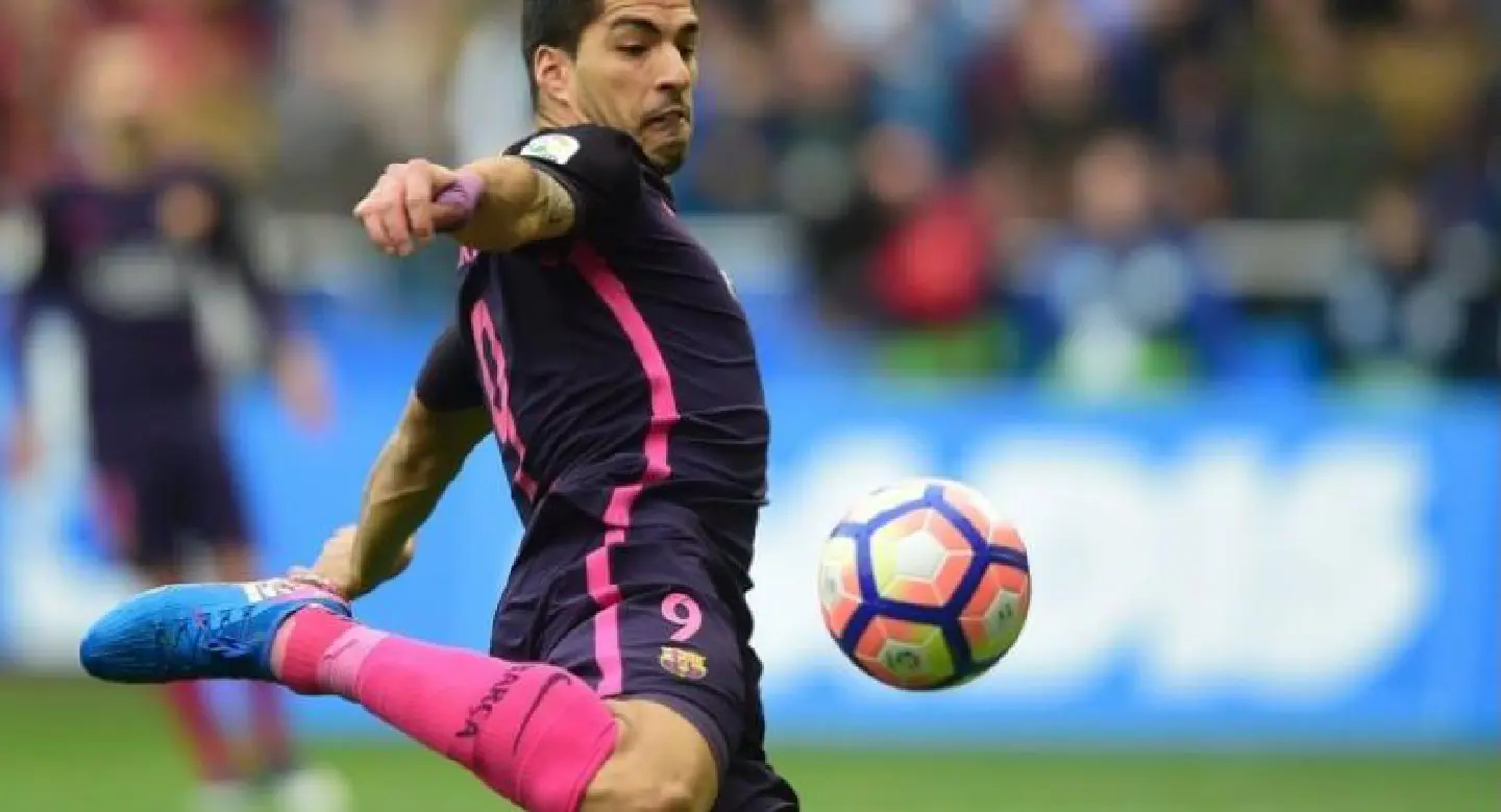 Barca's problems not solved by PSG heroics - Suarez Barca's problems not solved by PSG heroics - Suarez