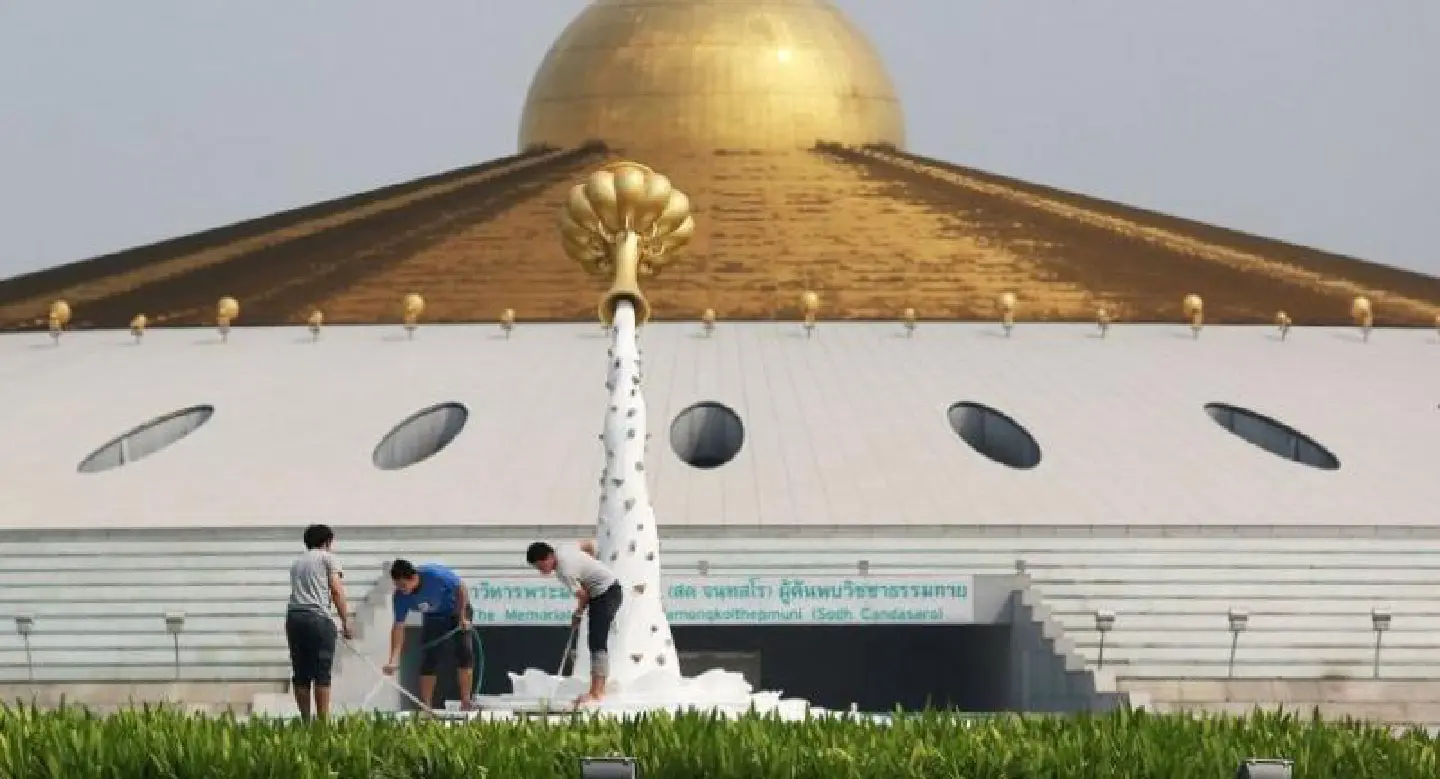Court issues further arrest warrant on Phra Dhammachayo Court issues further arrest warrant on Phra Dhammachayo