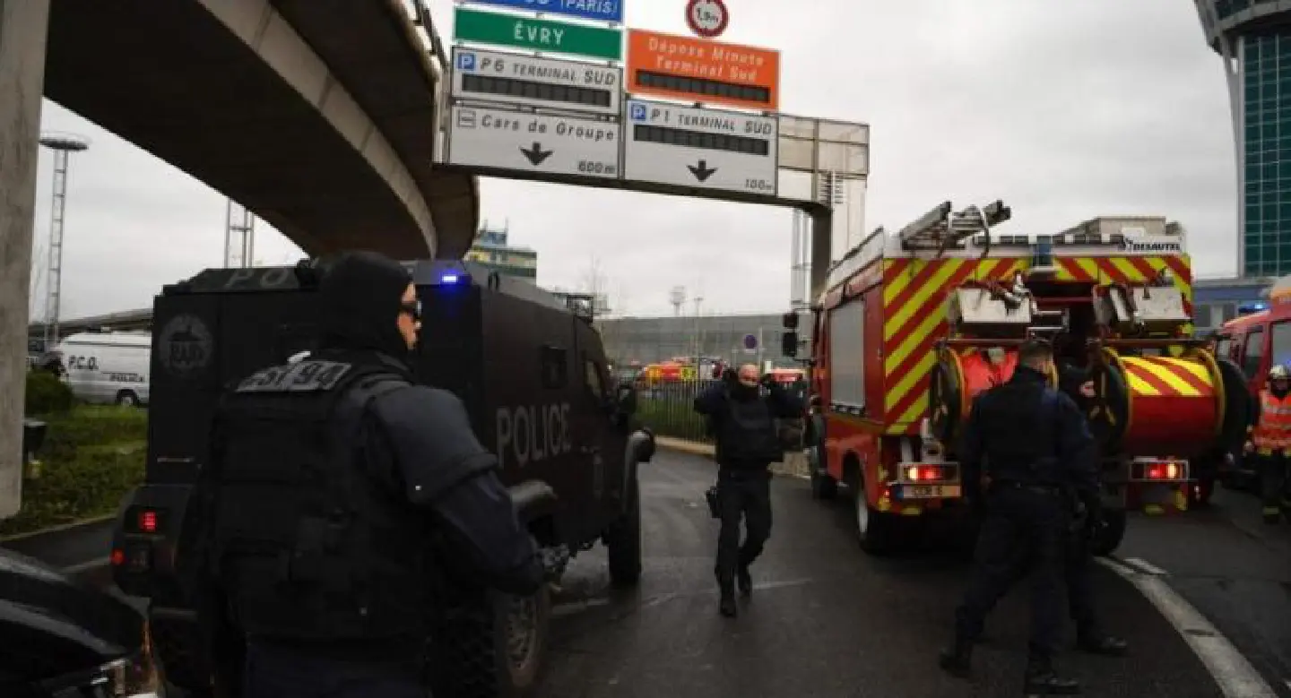 Orly attack linked to shooting of police officer near Paris: police Orly attack linked to shooting of police officer near Paris: police