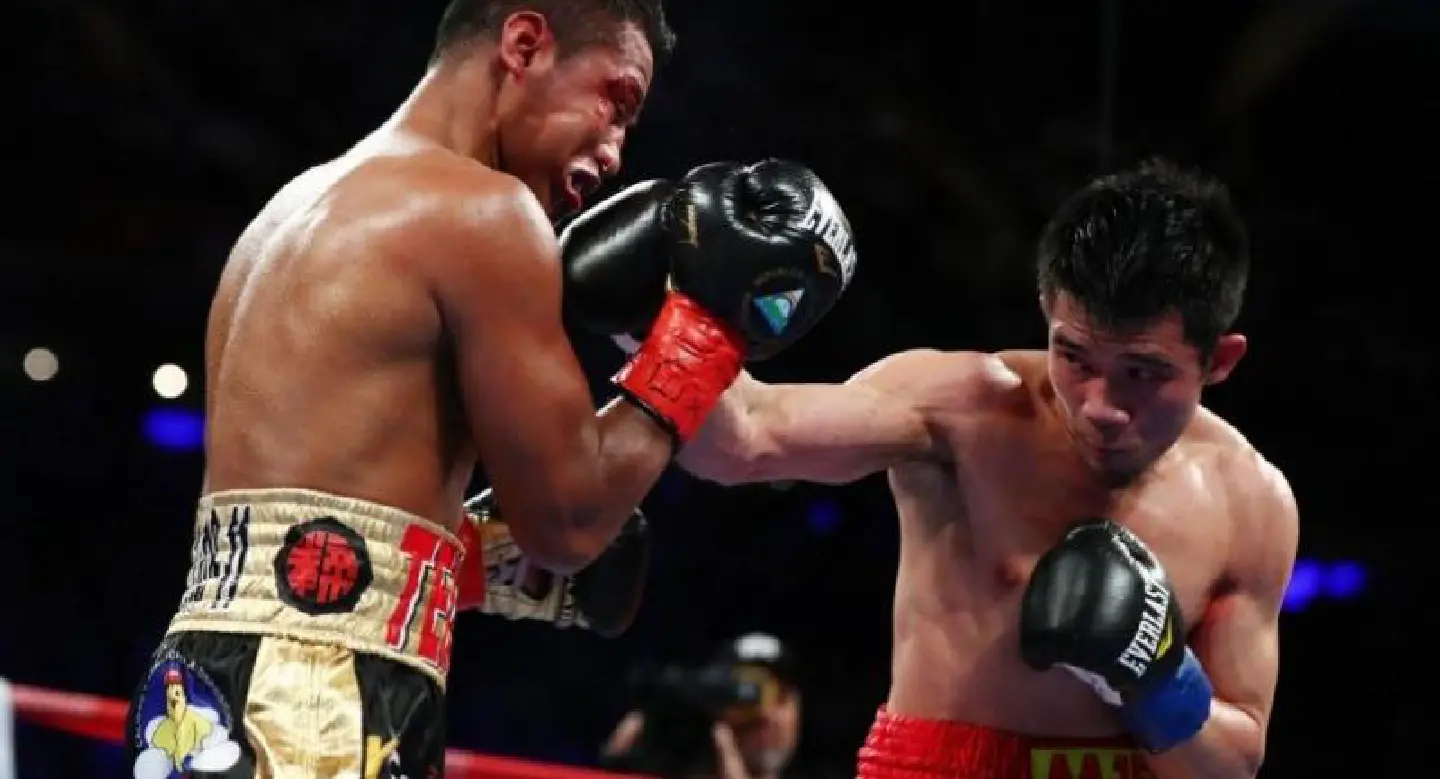 Srisaket stuns Gonzalez to win WBC super flyweight title in New York Srisaket stuns Gonzalez to win WBC super flyweight title in New York