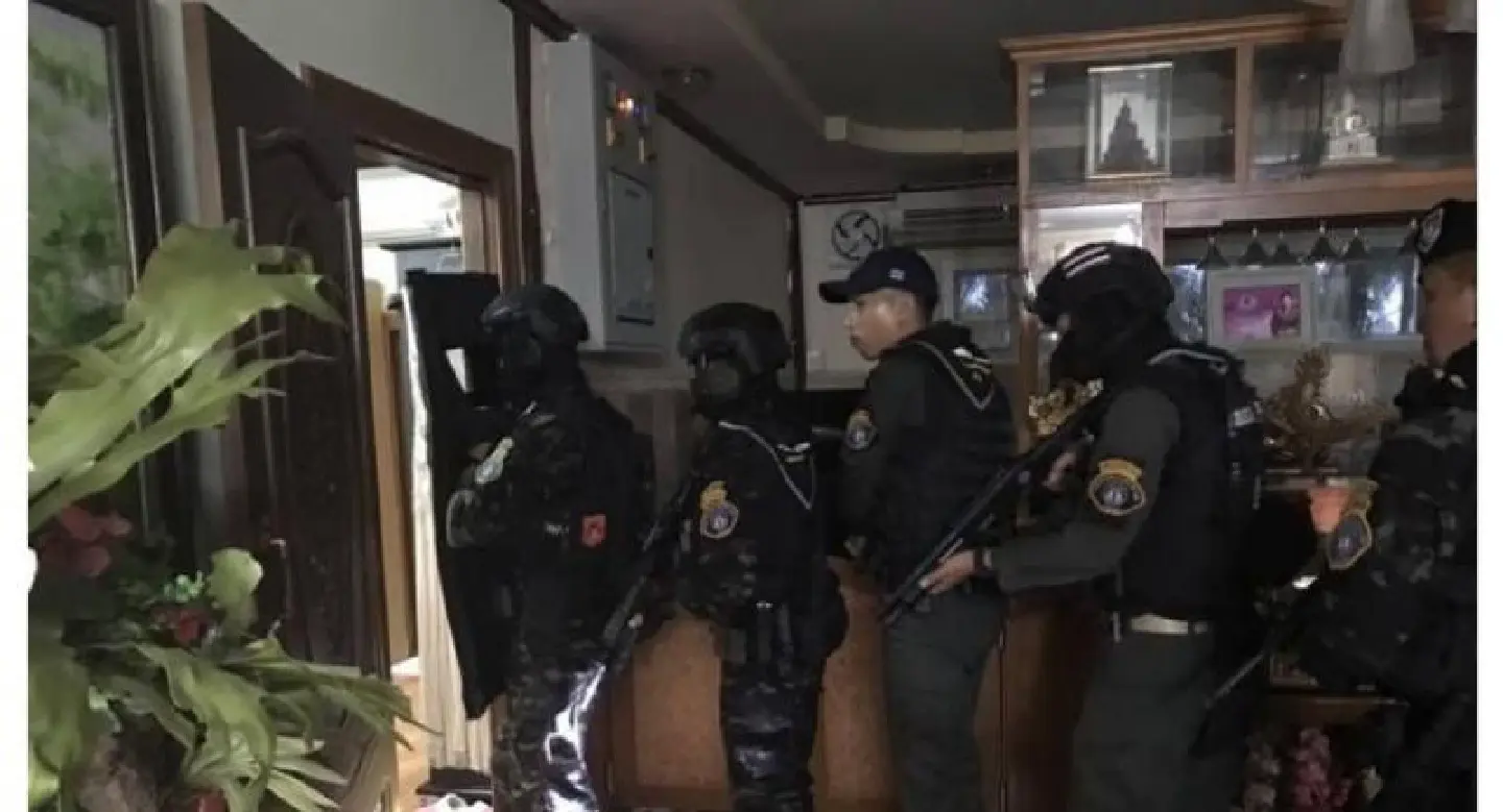 Guns seized in Uthai Thani raids following funeral shooting Guns seized in Uthai Thani raids following funeral shooting