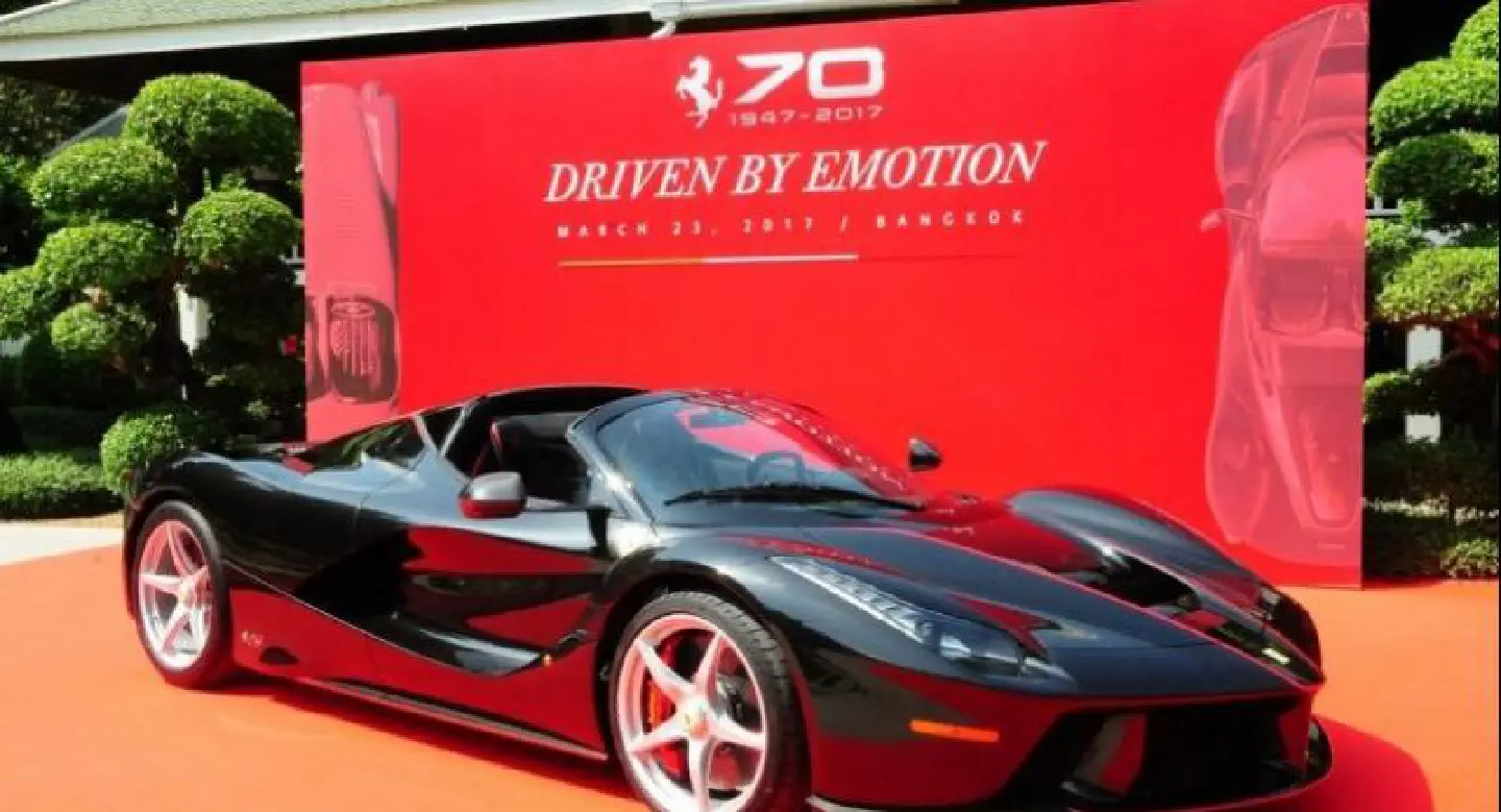 Supercar caravan marks Ferrari’s 70th anniversary Supercar caravan marks Ferrari’s 70th anniversary