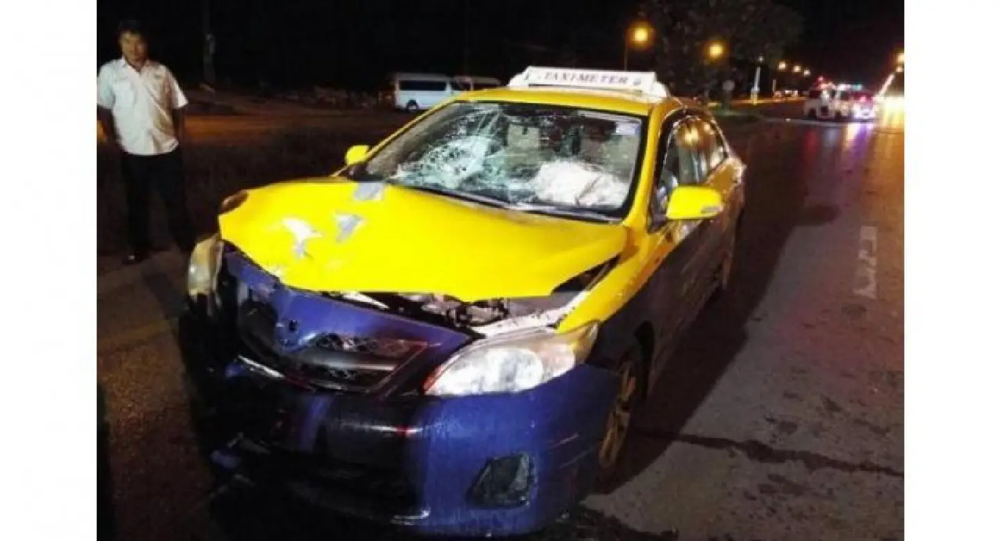 Teen biker killed at Phuket Bypass U-turn Teen biker killed at Phuket Bypass U-turn