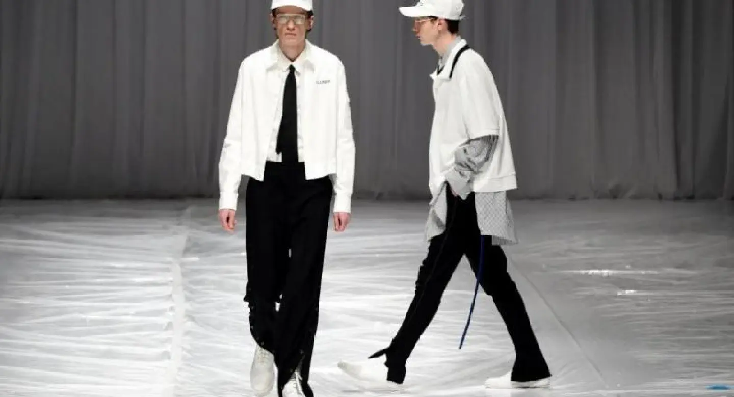 Gender-bending fashion on Tokyo runway bang on trend Gender-bending fashion on Tokyo runway bang on trend