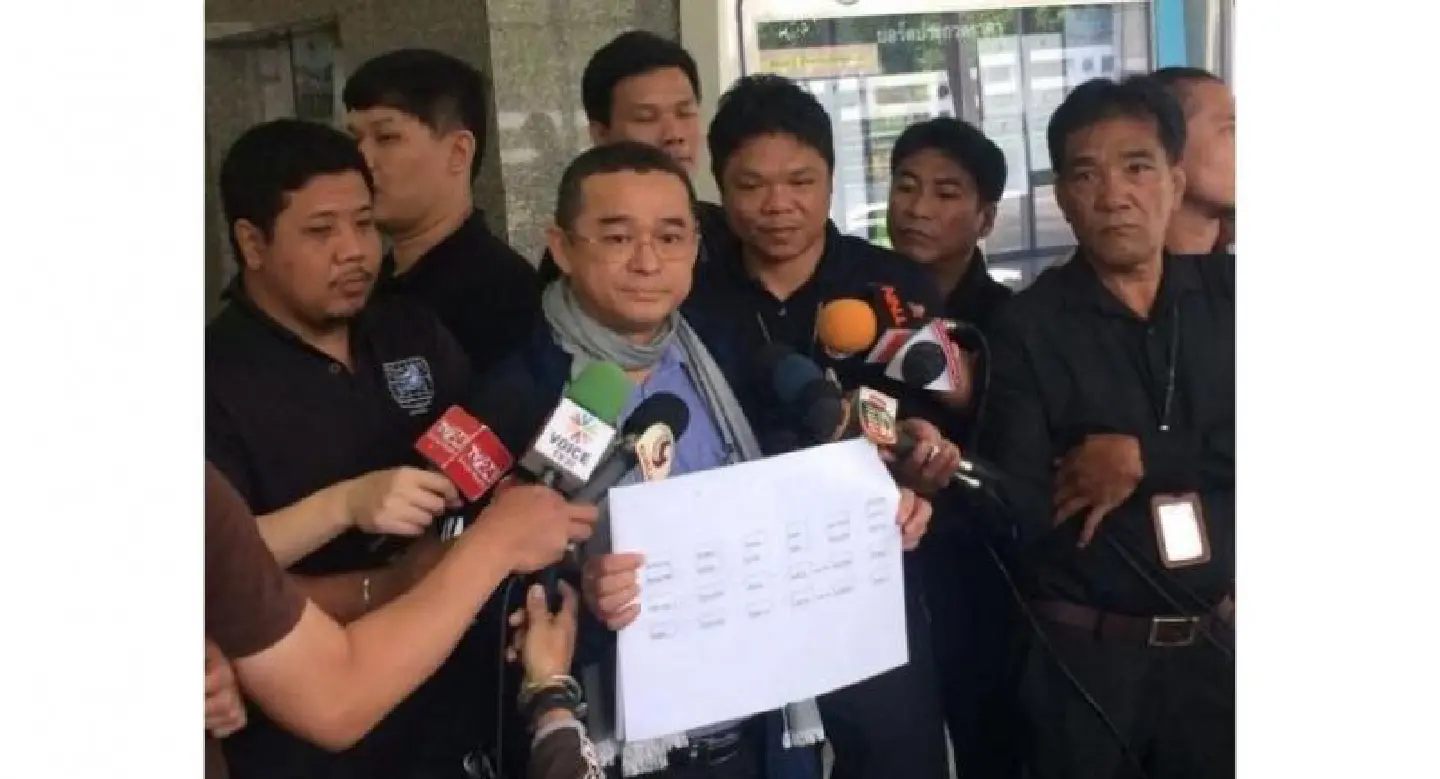 Pheu Thai member threatens legal retaliation over Thaksin's back-taxes Pheu Thai member threatens legal retaliation over Thaksin's back-taxes