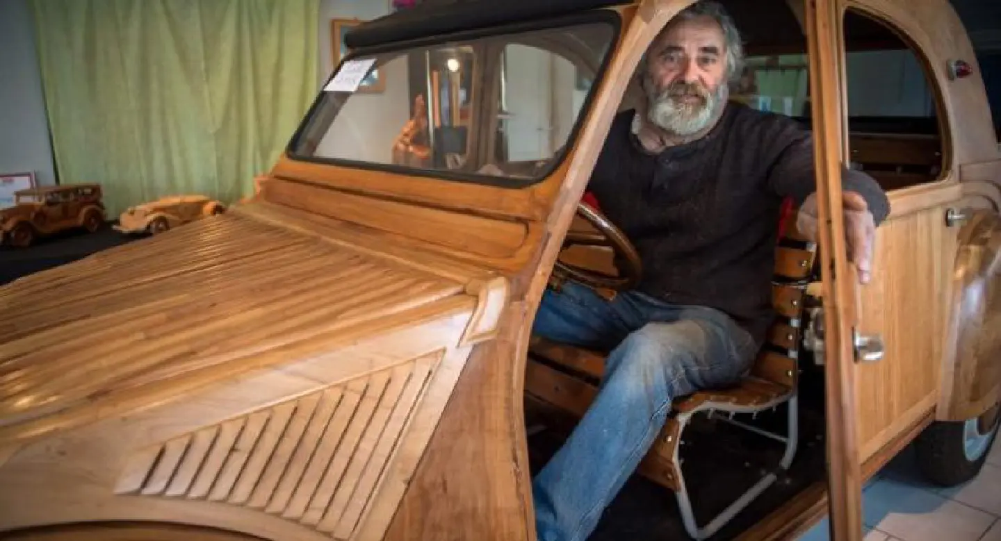 France's classic 2CV car gets special edition - in wood France's classic 2CV car gets special edition - in wood