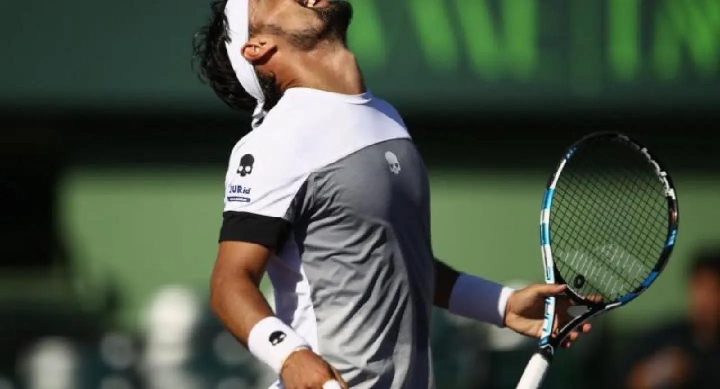 Fognini crushes struggling Nishikori Fognini crushes struggling Nishikori