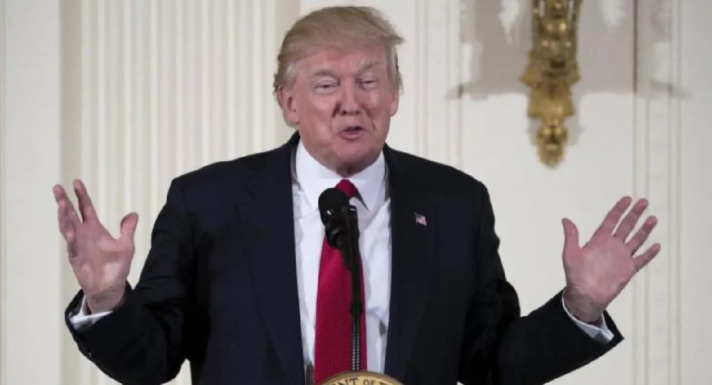 Hawaii judge extends order blocking Trump travel ban Hawaii judge extends order blocking Trump travel ban