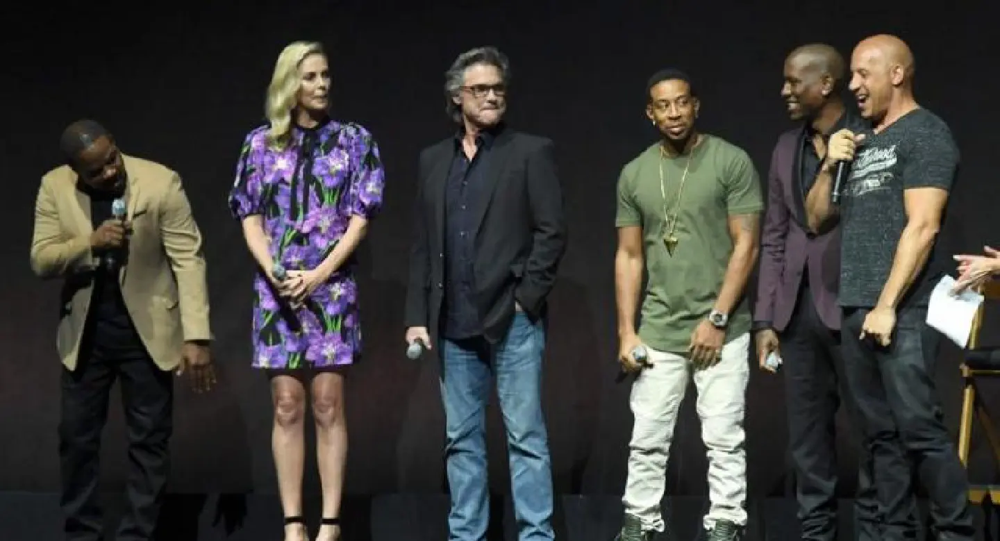 Universal and Warner go head-to-head at CinemaCon Universal and Warner go head-to-head at CinemaCon