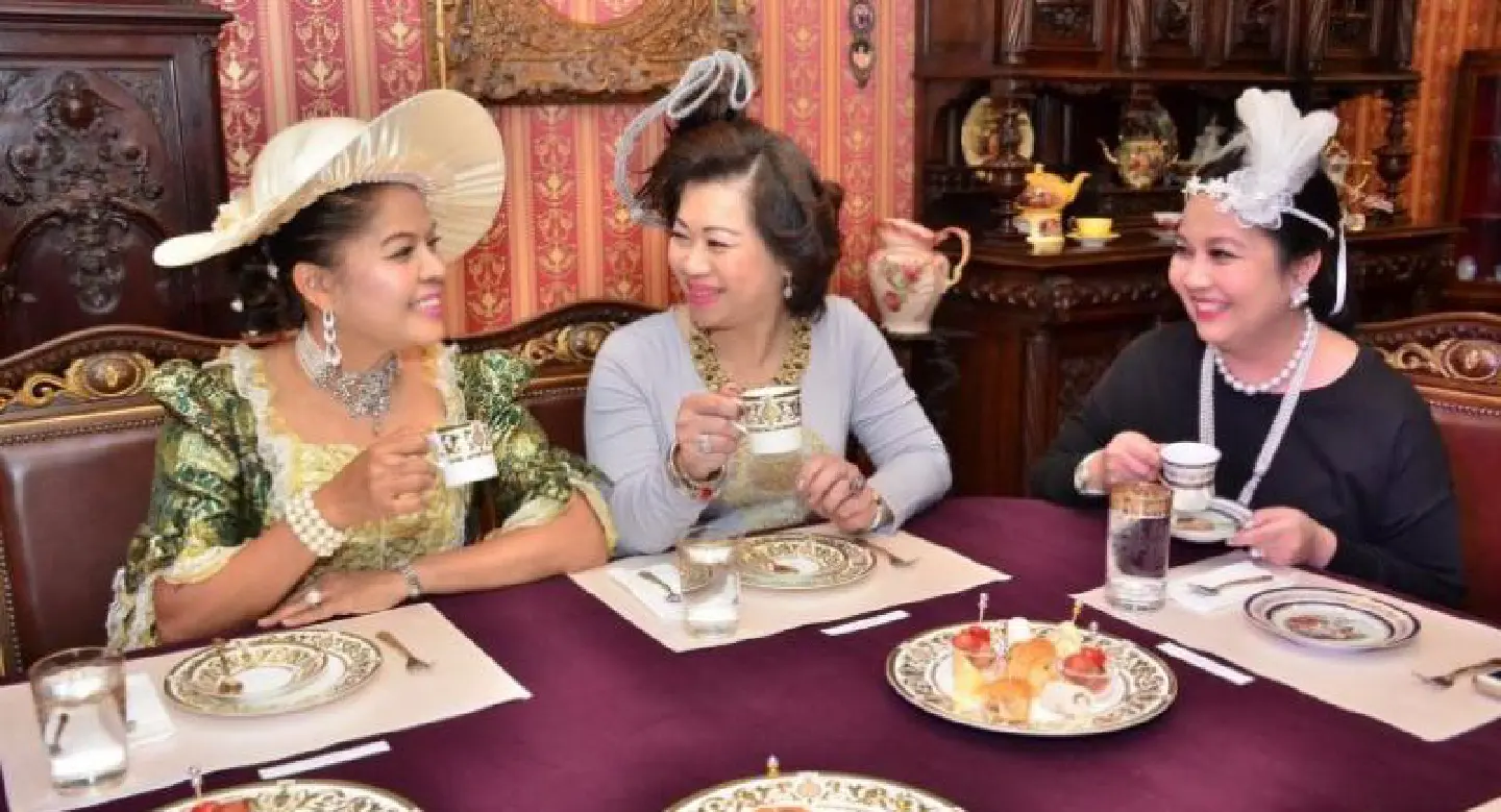 Mansion of European art opens Mansion of European art opens