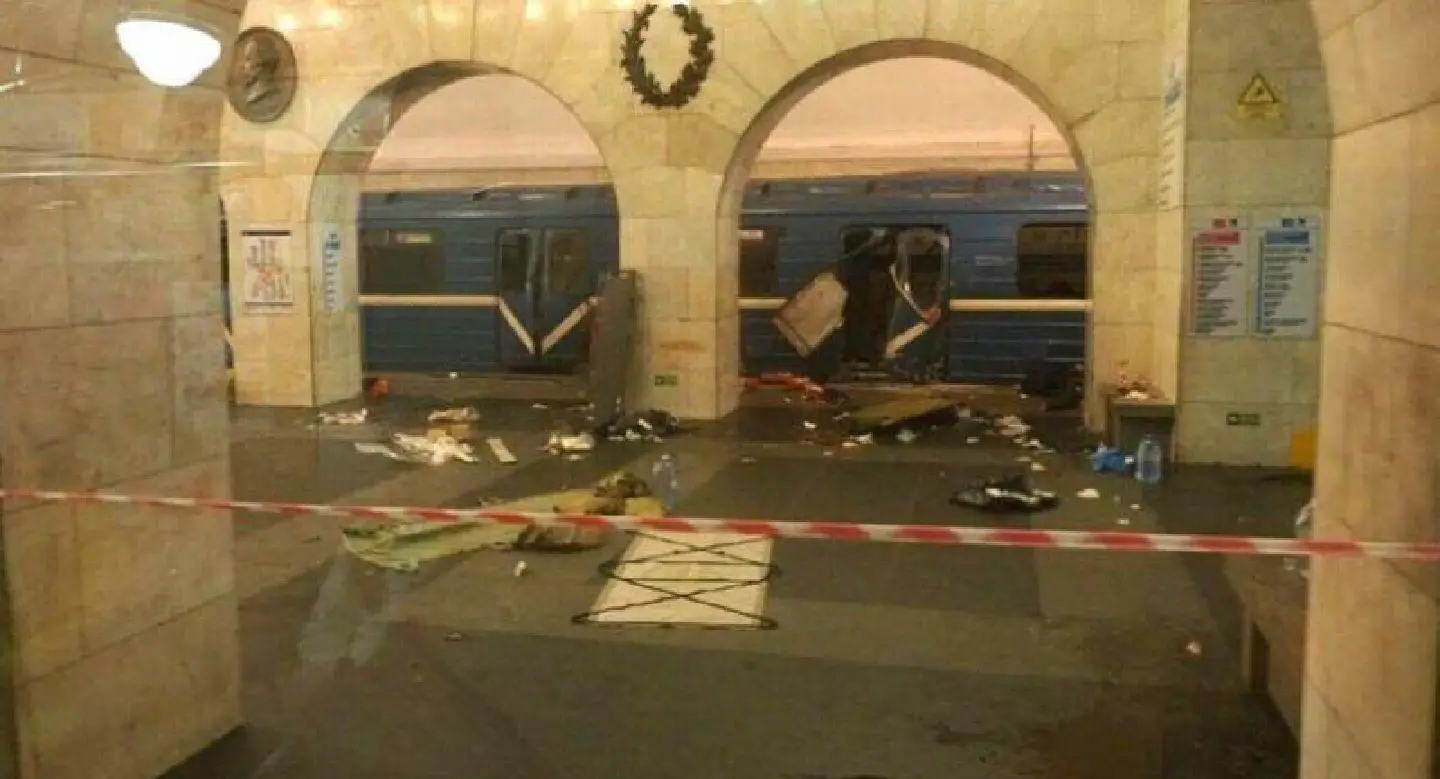 Russia metro blast toll climbs to 14 Russia metro blast toll climbs to 14