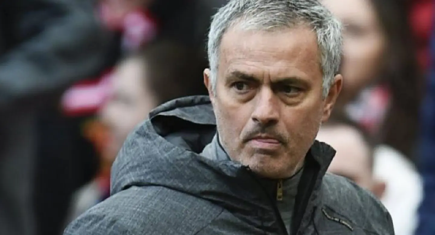 Wise up, Mourinho tells Man Utd outcast Shaw Wise up, Mourinho tells Man Utd outcast Shaw