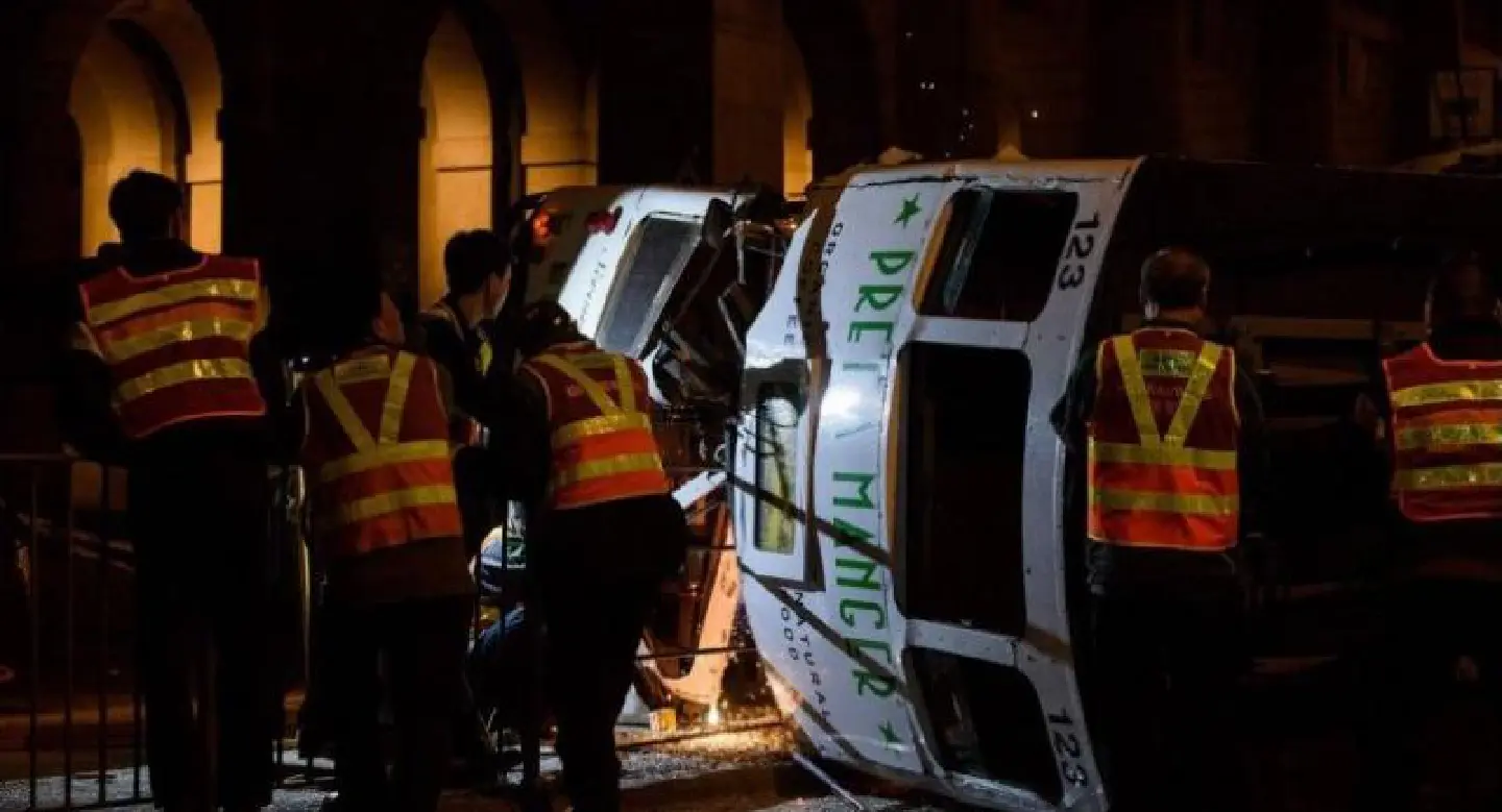 11 injured after Hong Kong tram tips over 11 injured after Hong Kong tram tips over