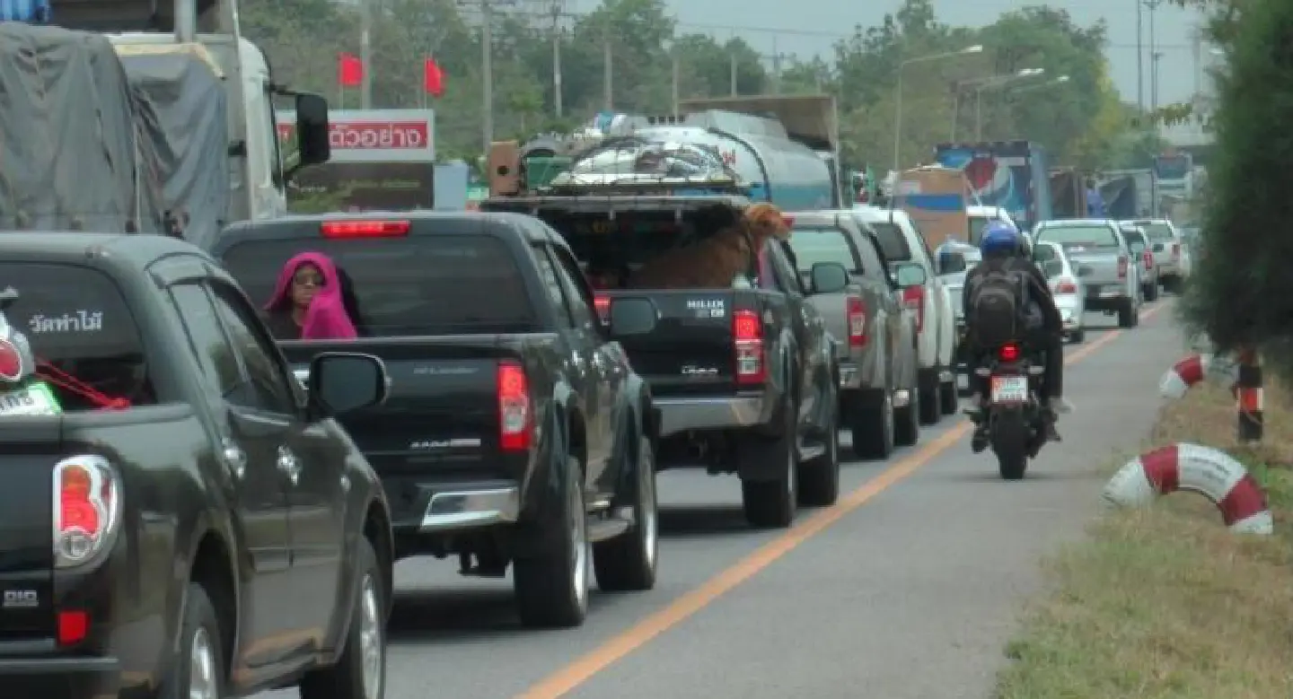 Vehicles under close scrutiny in run-up to Songkran Festival Vehicles under close scrutiny in run-up to Songkran Festival