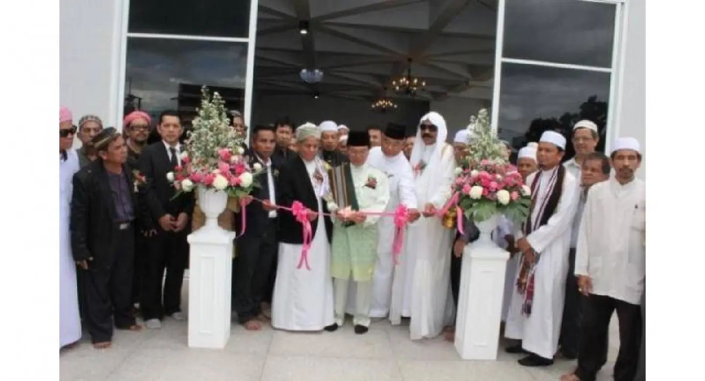 Brunei minister unveils new mosque in Phuket Brunei minister unveils new mosque in Phuket