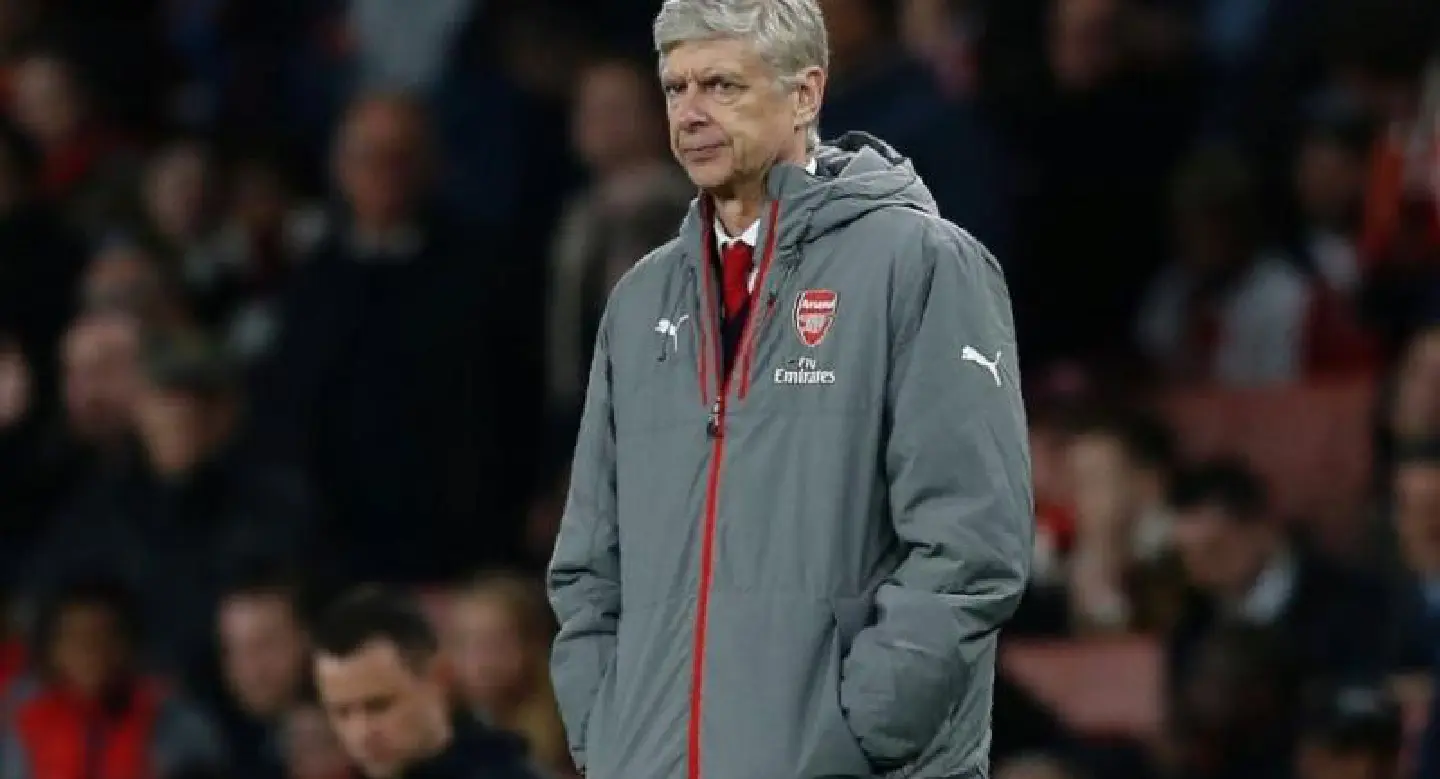 Wenger faces new quit calls after Palace loss Wenger faces new quit calls after Palace loss