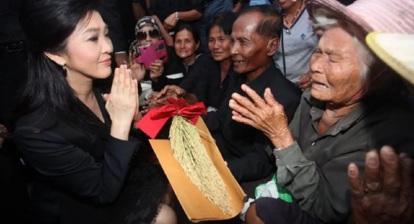 Yingluck spends Bt2.65m a month, court told in failed injunction bid Yingluck spends Bt2.65m a month, court told in failed injunction bid