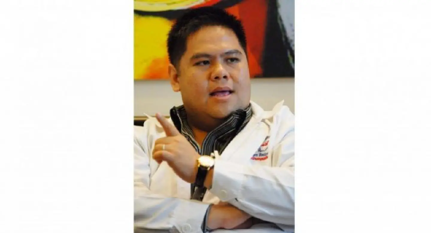 Banharn’s son ‘qualified’ to steer Chart Thai Pattana