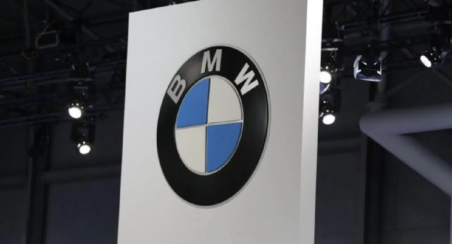 BMW staff begin UK strikes over pension dispute BMW staff begin UK strikes over pension dispute