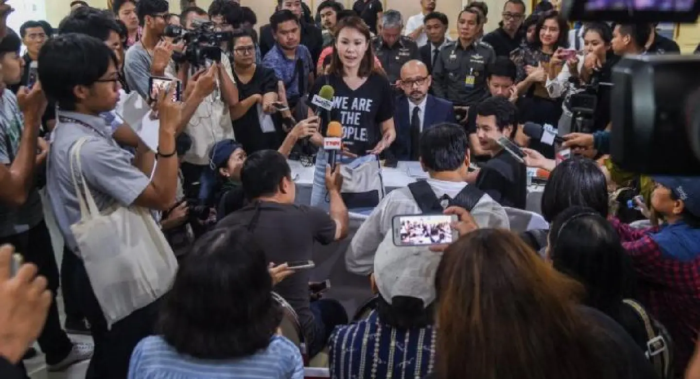 Drop hunt for plaque, junta tells activists Drop hunt for plaque, junta tells activists