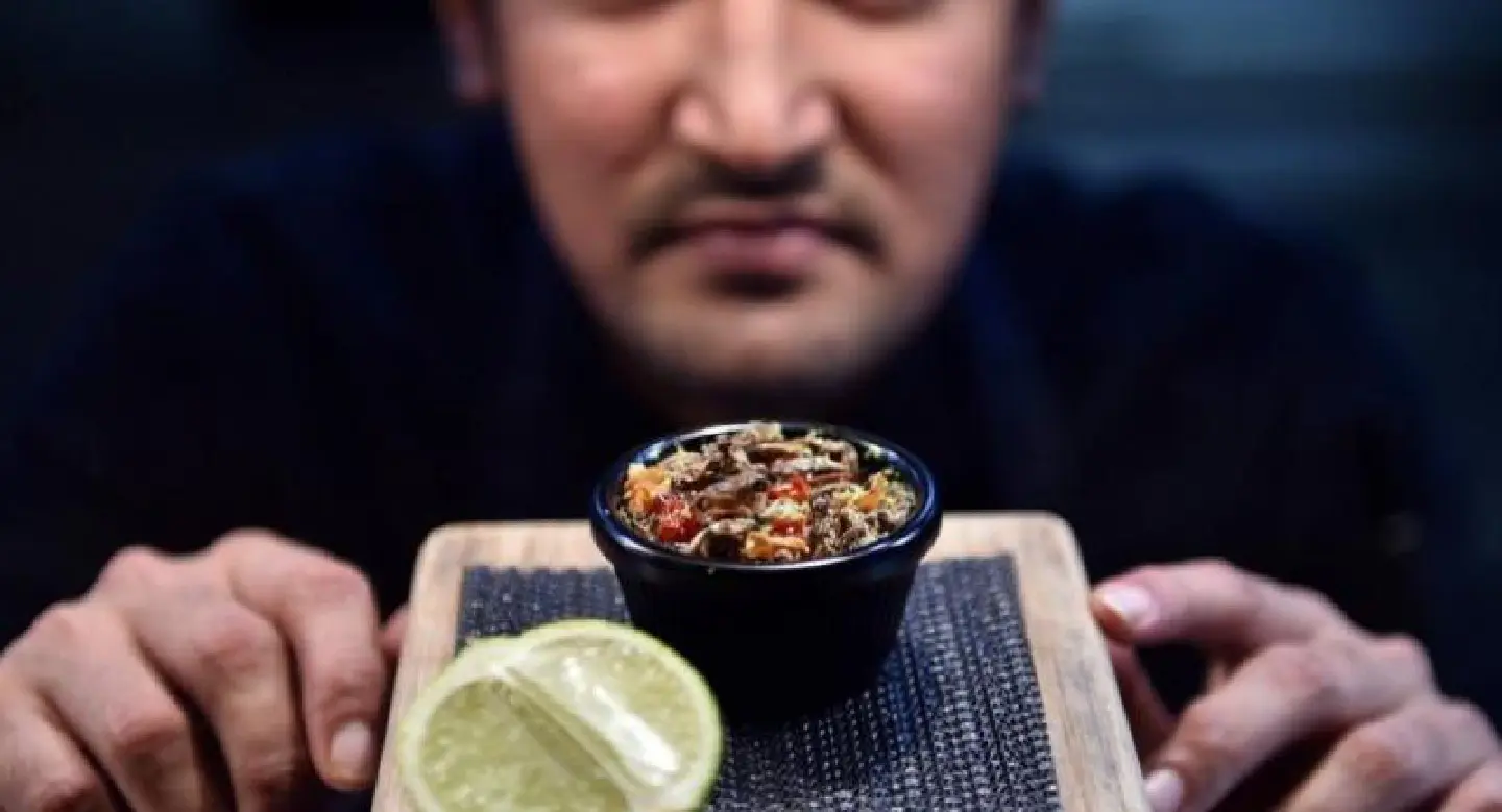 Bugs for dinner? New Aussie food trend has legs (and wings) Bugs for dinner? New Aussie food trend has legs (and wings)