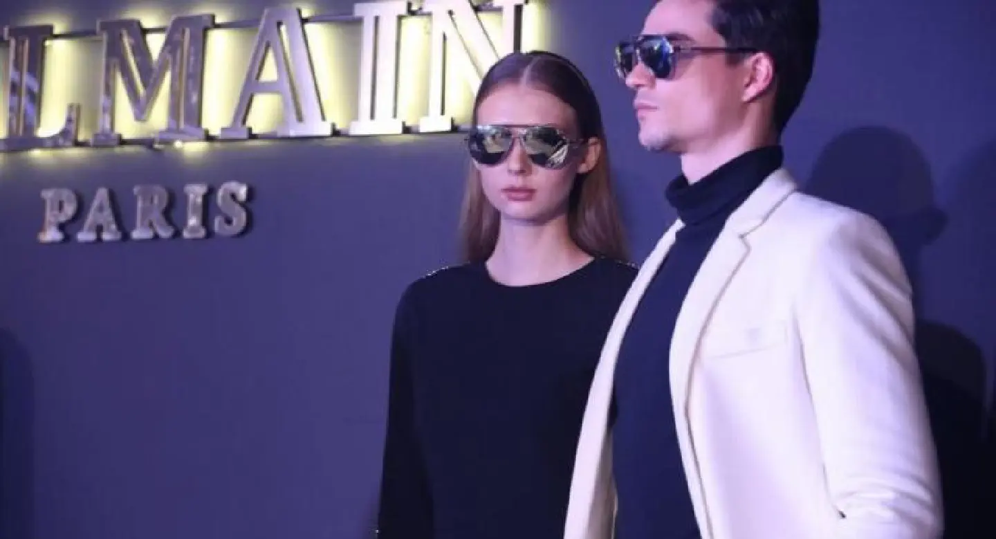 Shades with an unmistakable glam factor Shades with an unmistakable glam factor