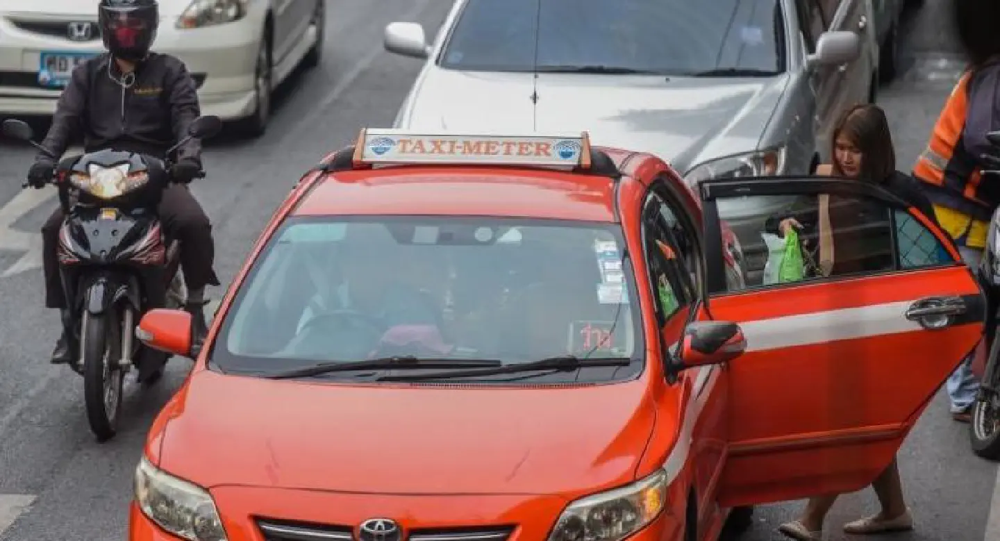 All taxis to be fitted with safety devices under new rules All taxis to be fitted with safety devices under new rules