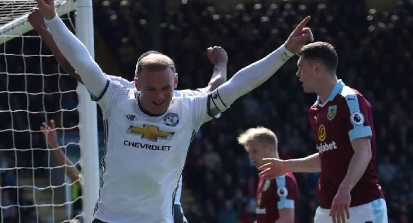 Rooney scores as United add extra bite to Manchester derby Rooney scores as United add extra bite to Manchester derby