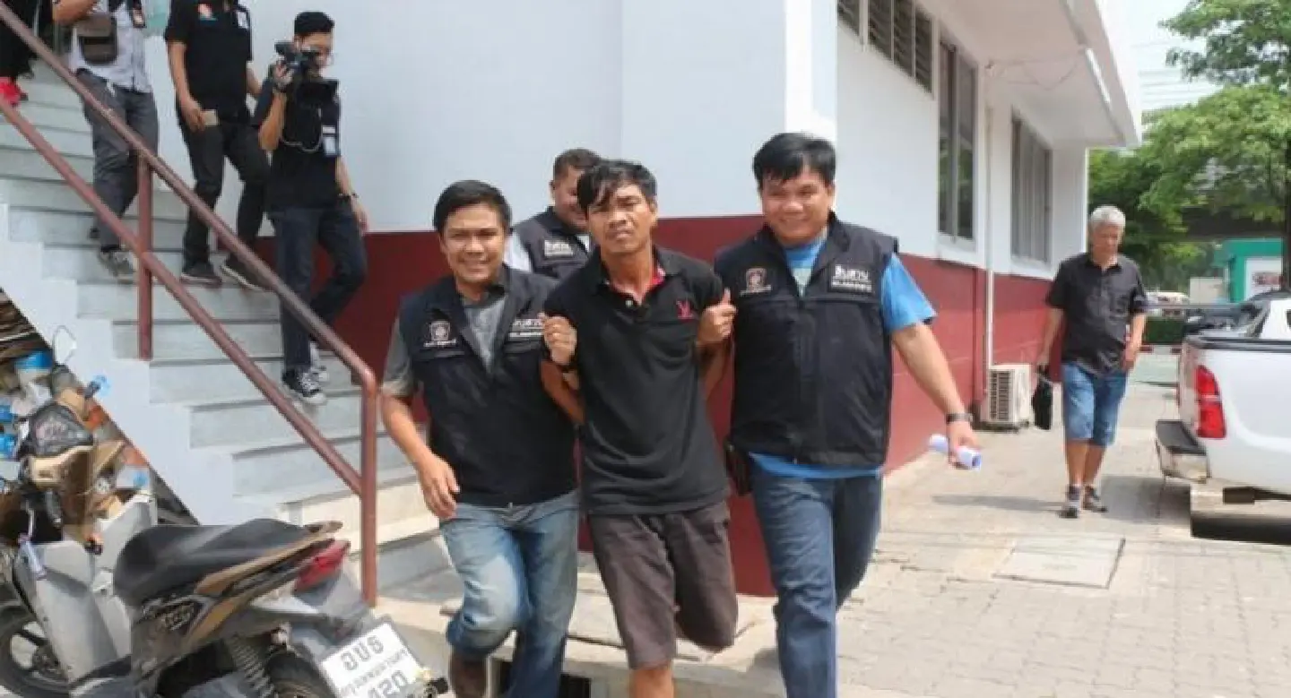 Cambodian arrested for allegedly stabbing to death his ex-boss Cambodian arrested for allegedly stabbing to death his ex-boss