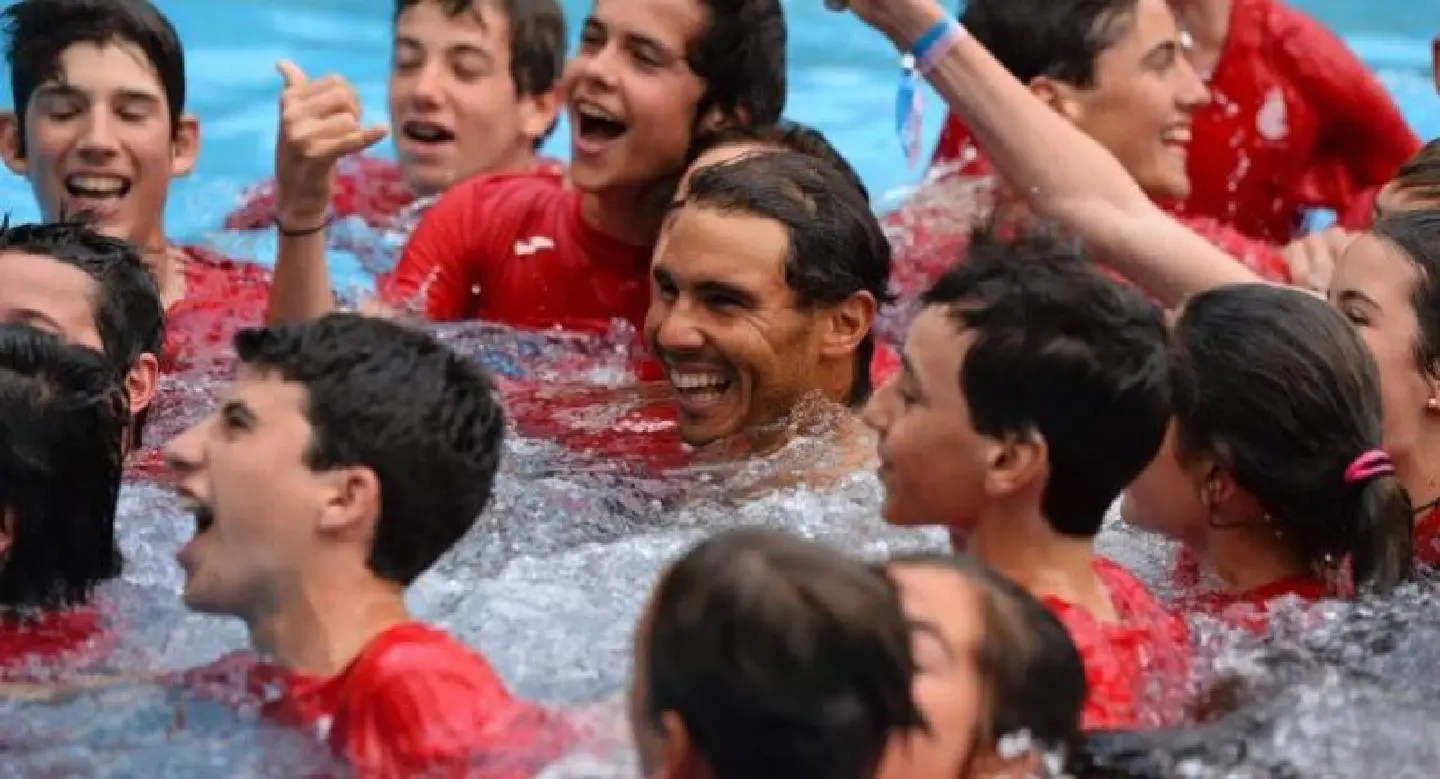 Red-hot Nadal wins 'dream' 10th Barcelona Open Red-hot Nadal wins 'dream' 10th Barcelona Open