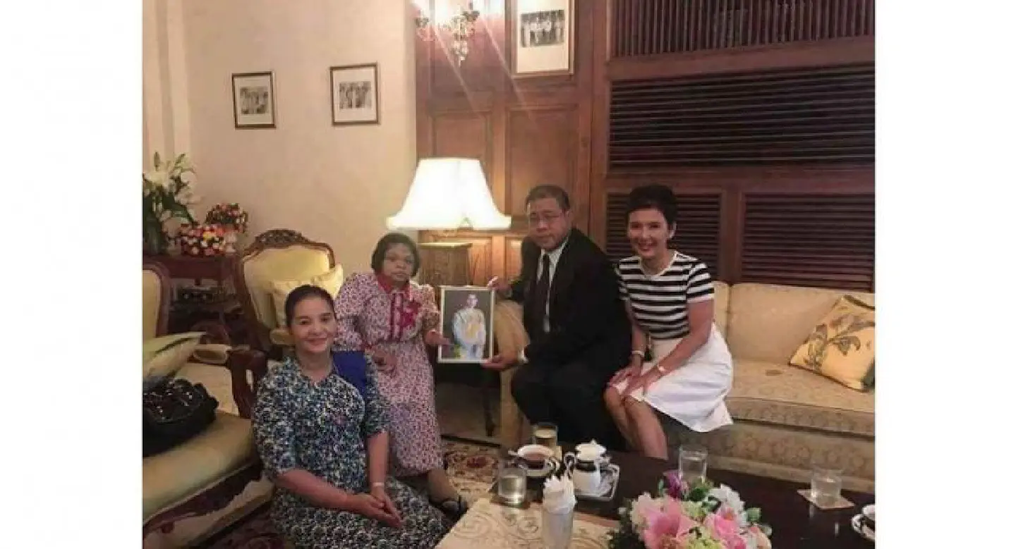 Myanmar fortune-teller ET petitions King over Koh Tao murder Myanmar fortune-teller ET petitions King over Koh Tao murder