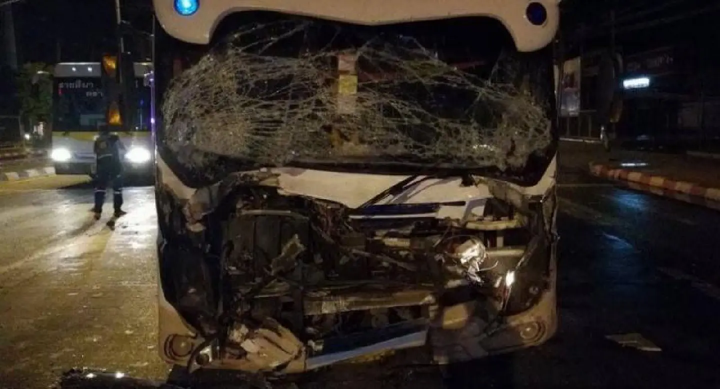 Ten hurt in Nakhon Ratchasima pileup amid heavy rain Ten hurt in Nakhon Ratchasima pileup amid heavy rain