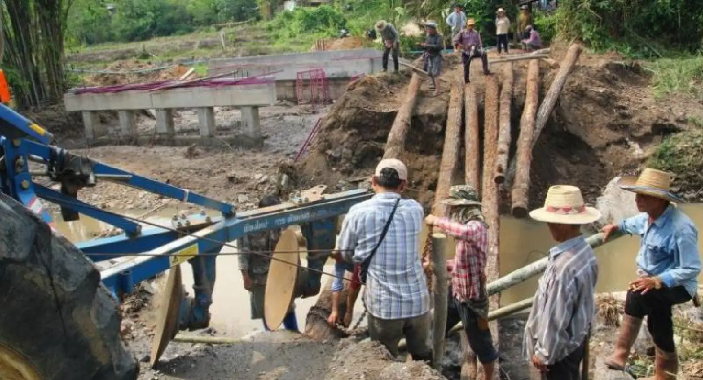 Some 150 houses in Chiang Mai’s Mae Wang district damaged by storms Some 150 houses in Chiang Mai’s Mae Wang district damaged by storms
