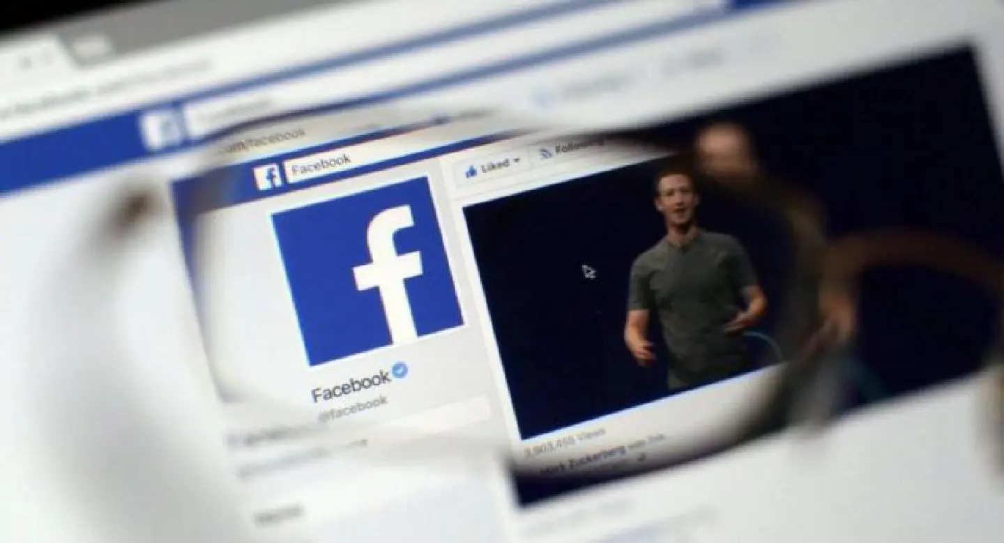Govt gets tough with Facebook over pages with ‘dubious content’ Govt gets tough with Facebook over pages with ‘dubious content’