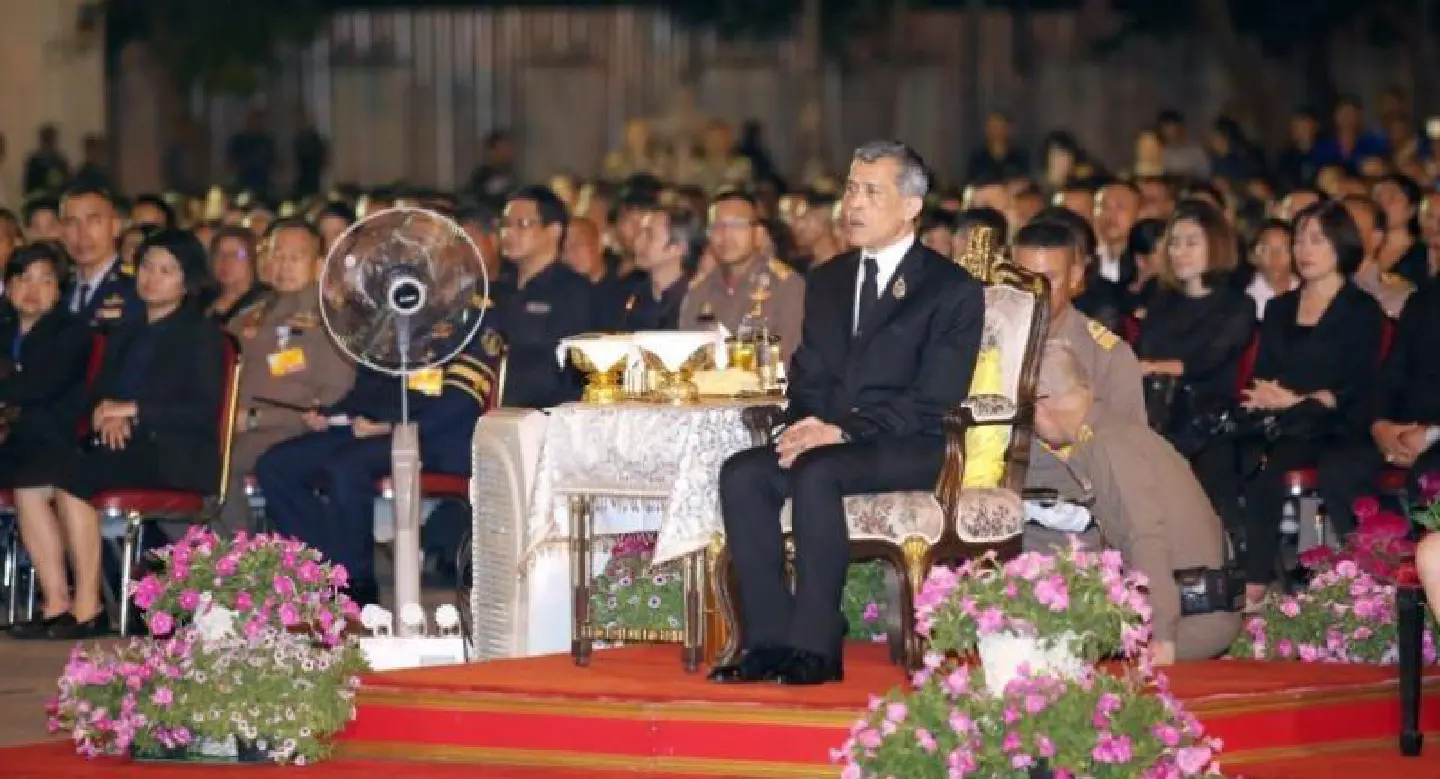 King attends concert in tribute to late monarch King attends concert in tribute to late monarch