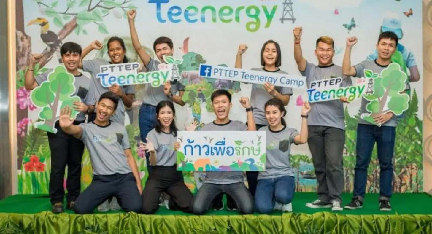 Teens go green Teens go green