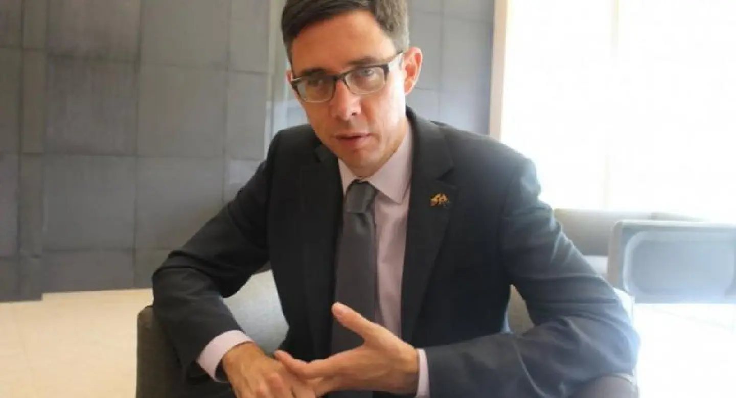 Aust firms urged to invest in Myanmar Aust firms urged to invest in Myanmar