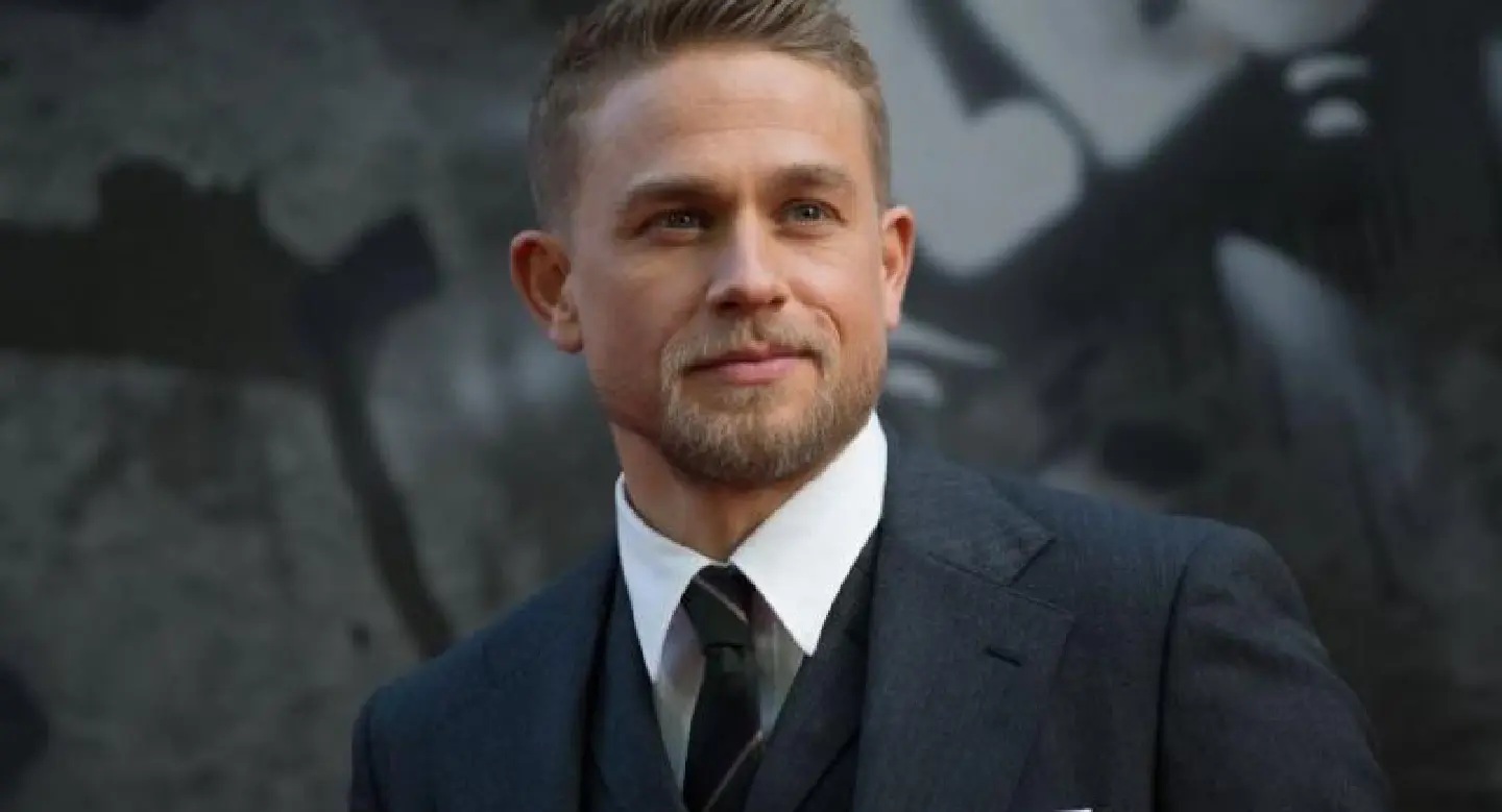 'King Arthur' falls on its sword with dismal debut 'King Arthur' falls on its sword with dismal debut