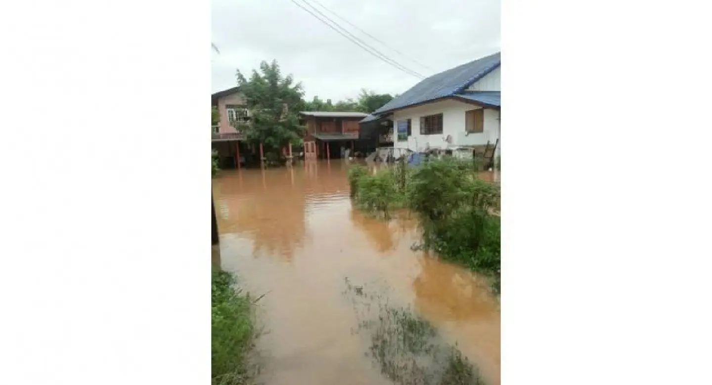 Phitsanulok areas swamped after rain Phitsanulok areas swamped after rain