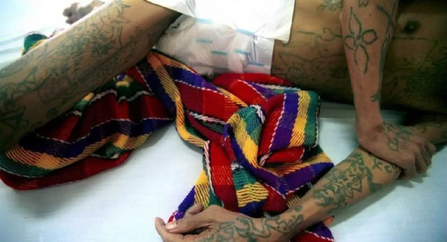 HIV cases in Thailand drop below 10,000 a year HIV cases in Thailand drop below 10,000 a year