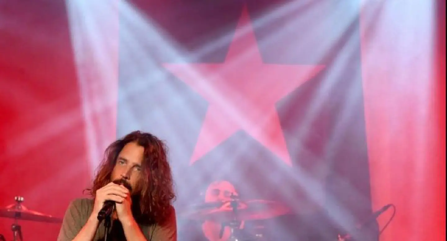 Troubled grunge icon Chris Cornell hangs himself Troubled grunge icon Chris Cornell hangs himself