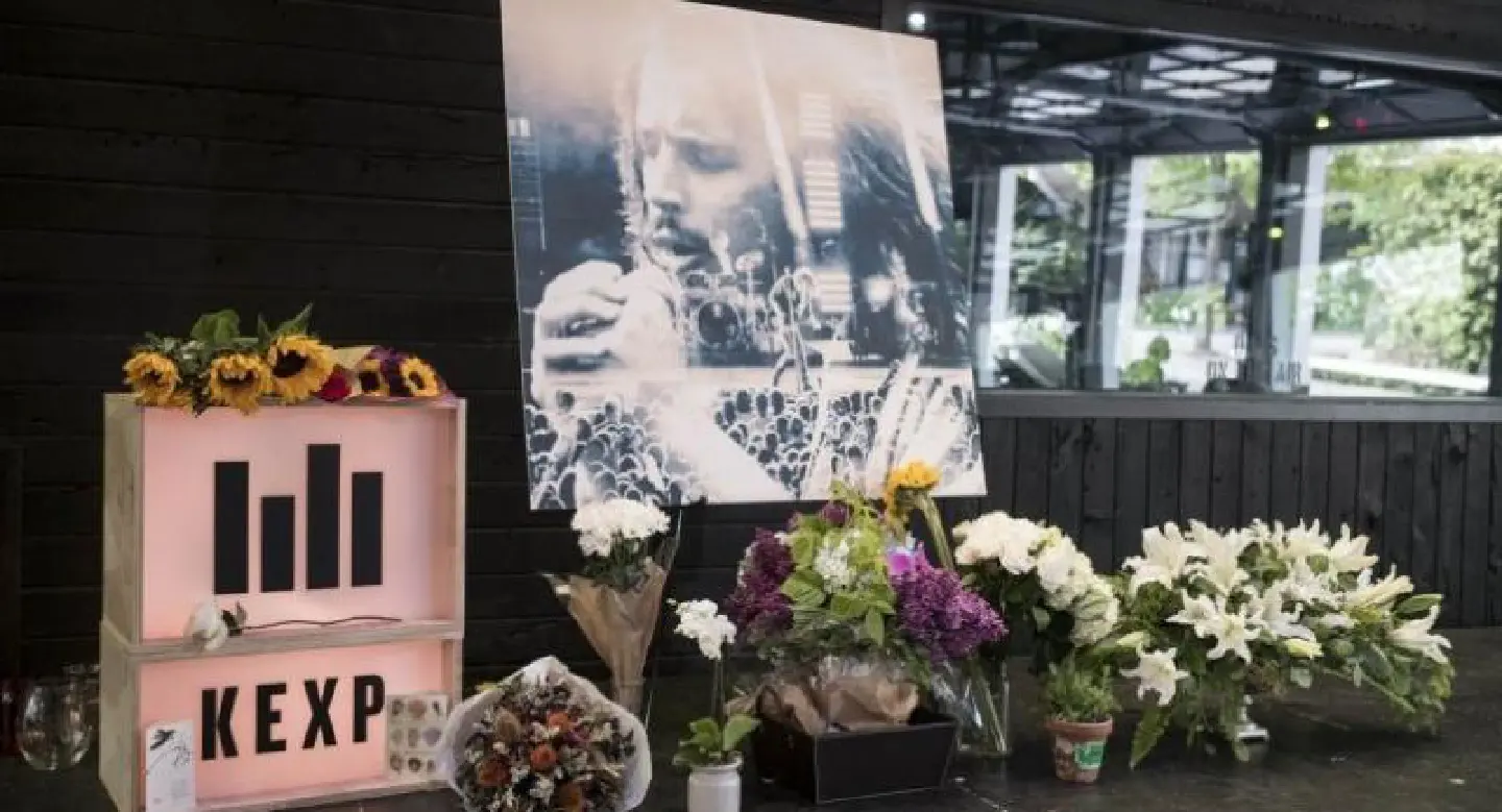 Grunge rock icon Cornell didn't want to die: wife Grunge rock icon Cornell didn't want to die: wife