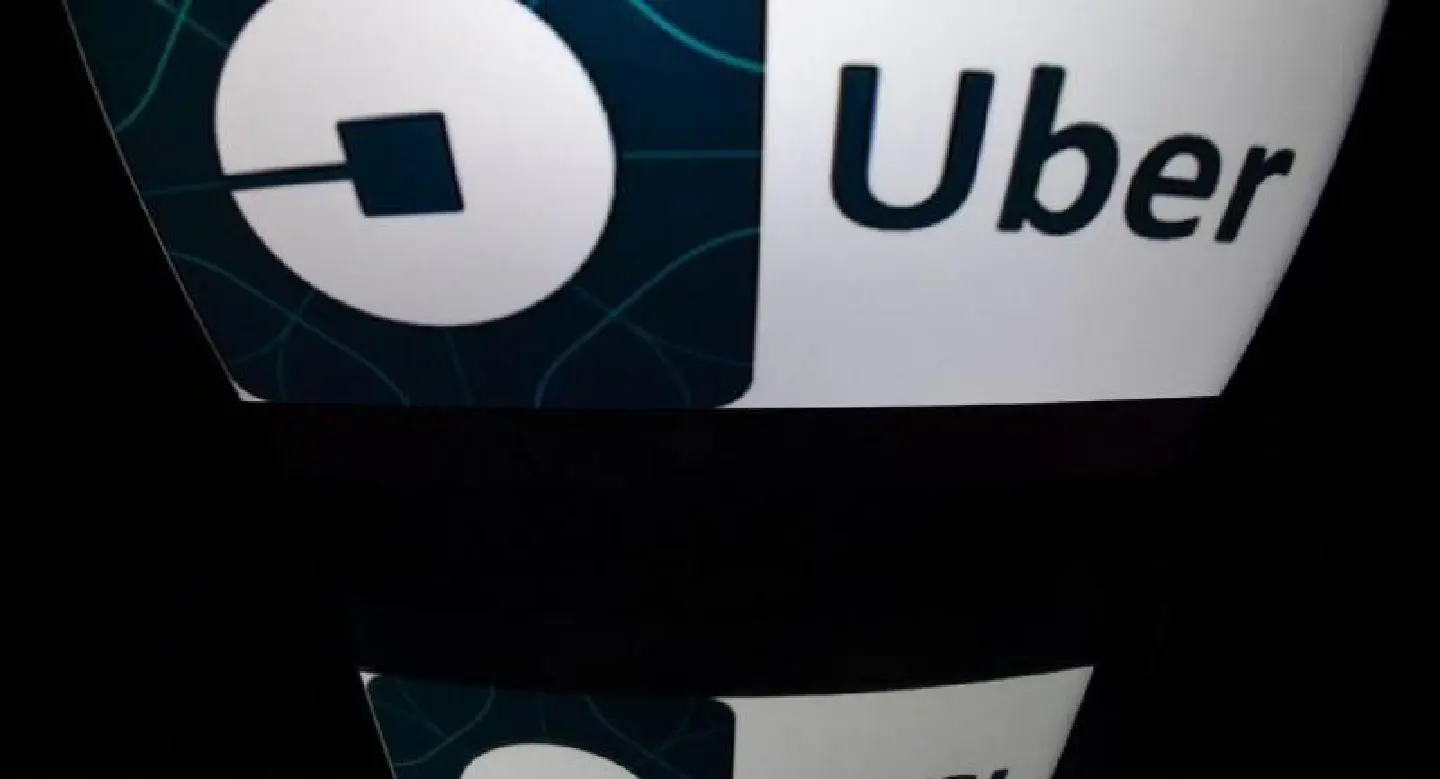 Hong Kong police arrest 21 Uber drivers in sting Hong Kong police arrest 21 Uber drivers in sting